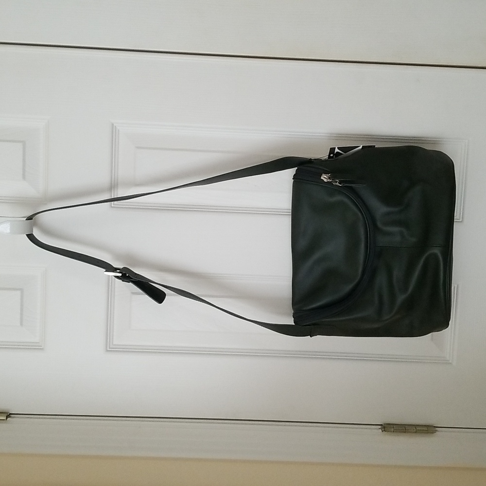 Maxx New York Leather Zip Top Bag
